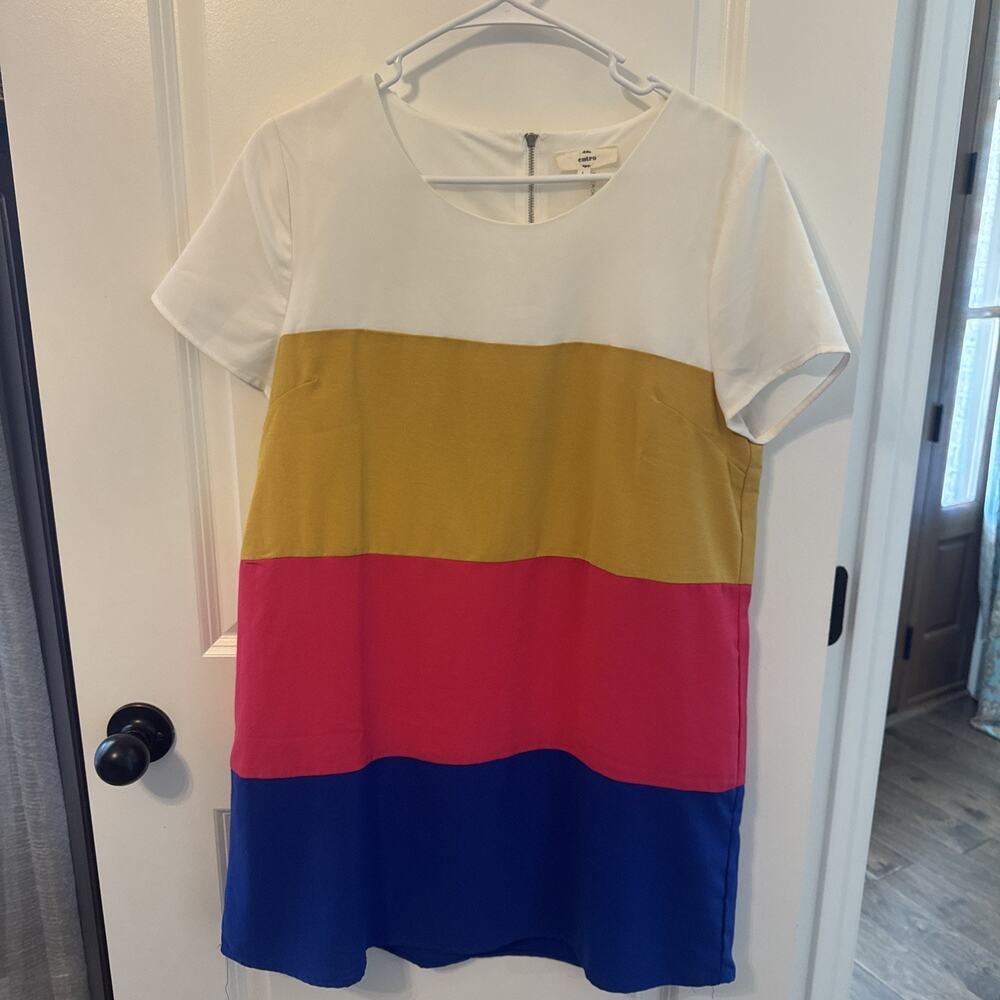 Women’s Entro Mini A Line Block Short Sleeve Size Large